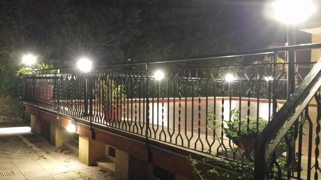 Le Streghe Di Roma Hotel Exterior foto